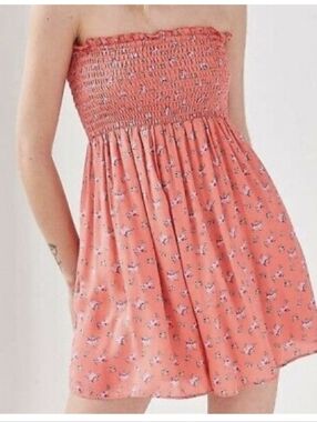 Urban Outfitters Kimchi Blue Coral Floral Strapless Romper